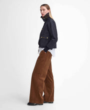 Load image into Gallery viewer, Barbour Crop Beadnell Wax Jacket
