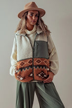 Load image into Gallery viewer, Sherpa Fleece Tribal Print Vest

