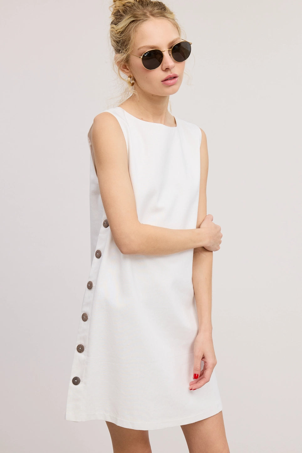 Wooden Side Button Linen Mini Dress