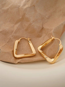 18k Gold Rectangular Hoop Earring