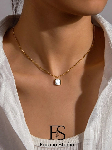 Gold Pearl Square Pendant Necklace