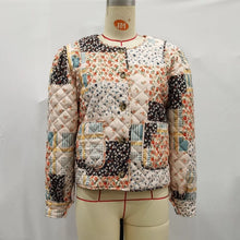 Load image into Gallery viewer, Color Block Floral Quilted Jacket
