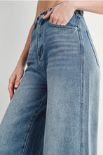 Load image into Gallery viewer, High Rise Wide Leg Jeans
