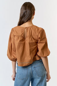 Scalloped Puff Sleeve Top