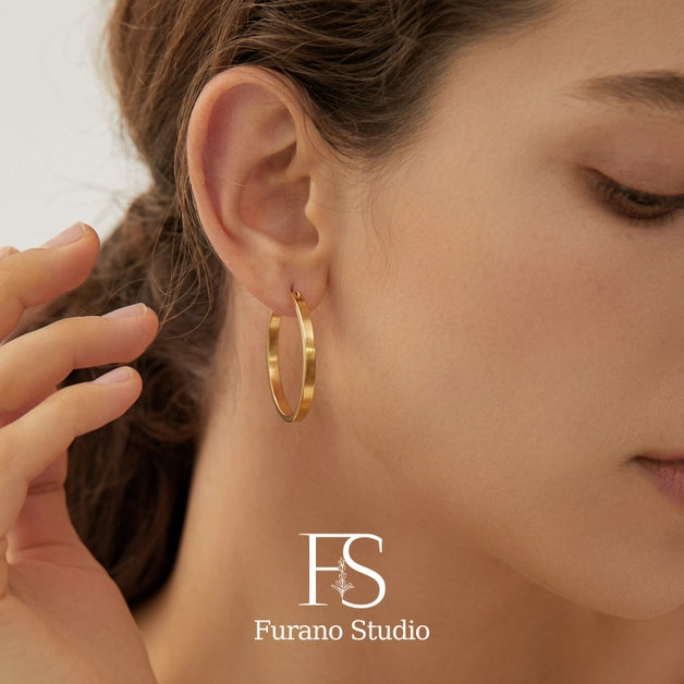 Gold Hoop Lightweight Drop Huggies