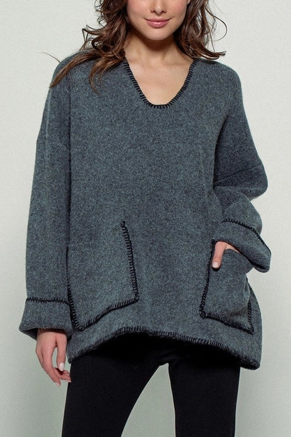 Contrast Stitched Knit Pullover