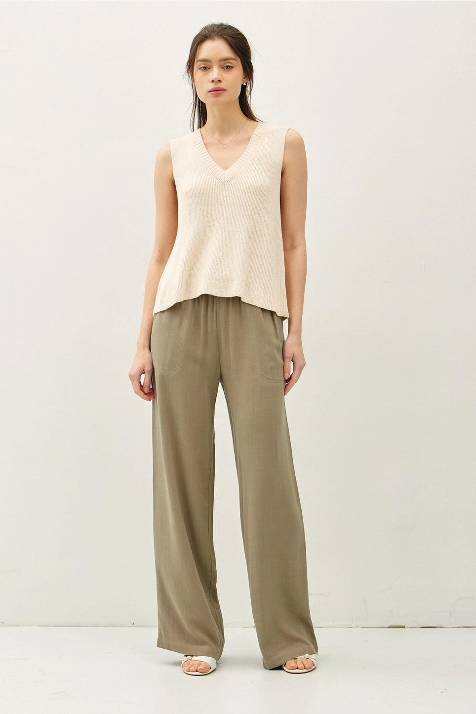 Knit Boxy V Neck Tank