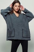 Load image into Gallery viewer, Contrast Stitched Knit Pullover
