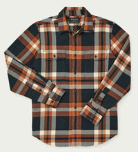 Load image into Gallery viewer, Vintage Flannel Work Shirt
